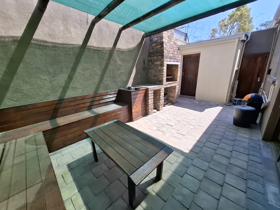 2 Bedroom Property for Sale in Richmond Hill Eastern Cape
